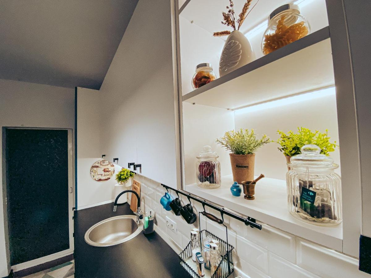 Apartment One Brasov Luaran gambar
