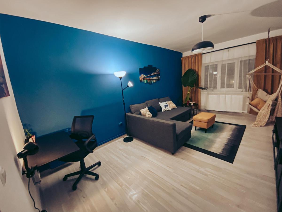 Apartment One Brasov Luaran gambar
