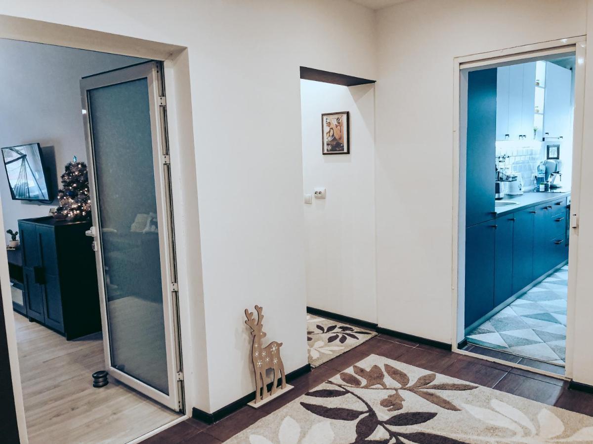 Apartment One Brasov Luaran gambar