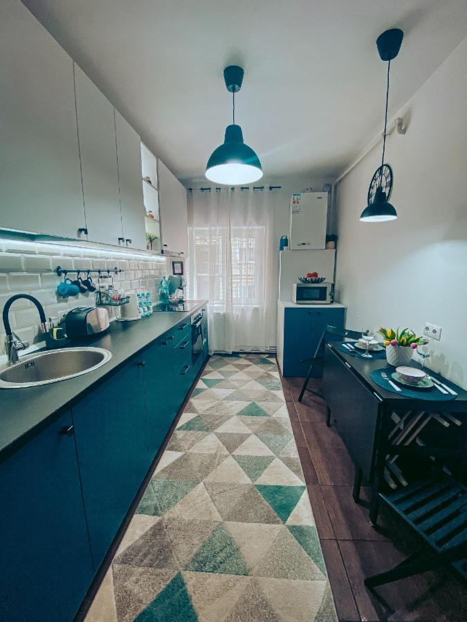 Apartment One Brasov Luaran gambar