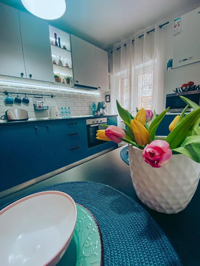 Apartment One Brasov Luaran gambar