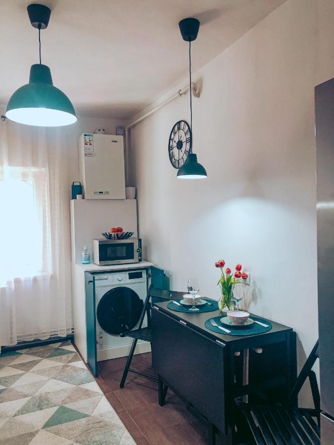 Apartment One Brasov Luaran gambar