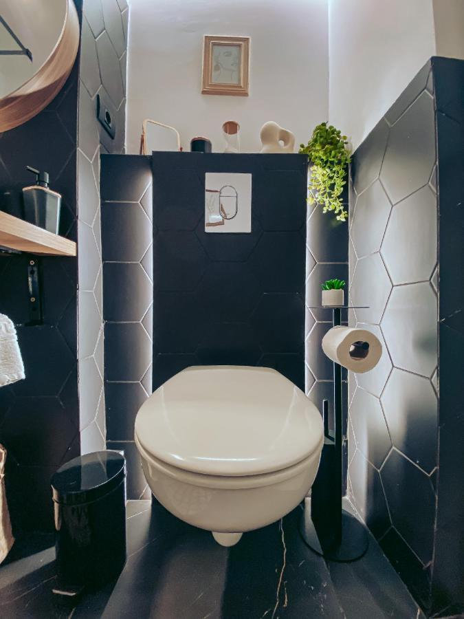 Apartment One Brasov Luaran gambar